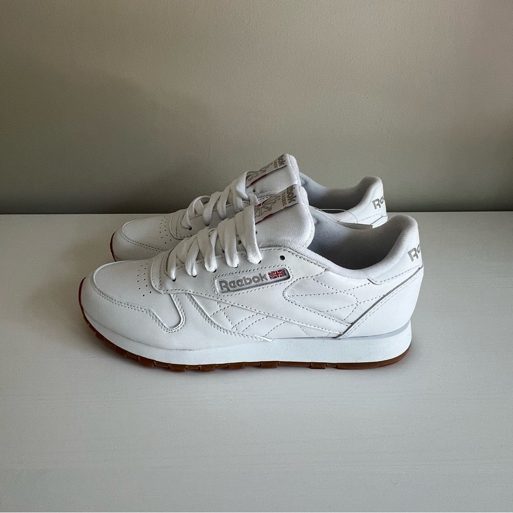 NIB Reebok classic white leather size 7